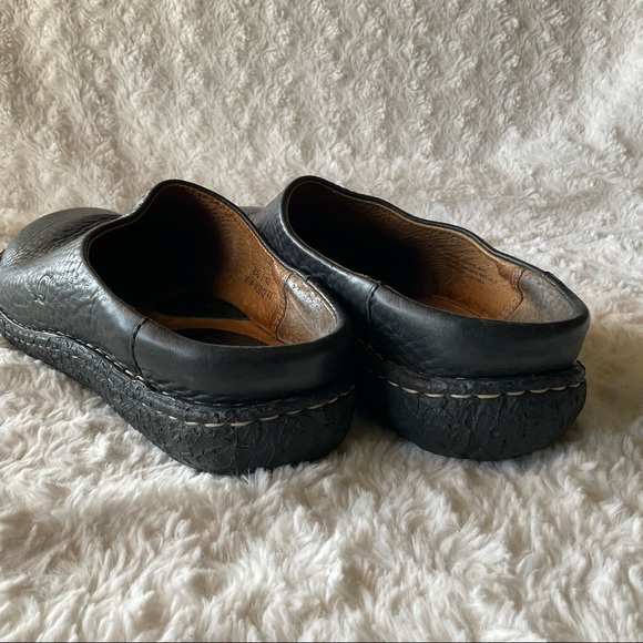 Born Black Leather Wedge Slip-on Clogs Mules Size 8 1/2 - Picture 11 of 15